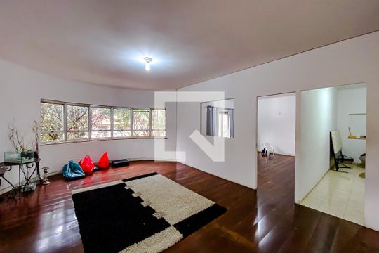 Casa à venda com 5 quartos, 420m² em Alto da Mooca, São Paulo