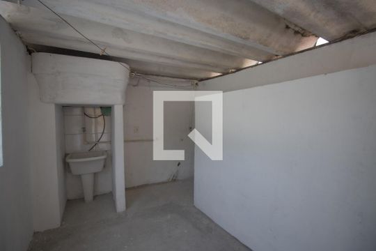 Área de Serviço de apartamento para alugar com 3 quartos, 250m² em Mutuá, São Gonçalo