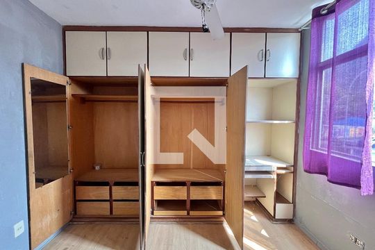 Quarto 1 de apartamento à venda com 2 quartos, 701m² em Jacarepaguá, Rio de Janeiro