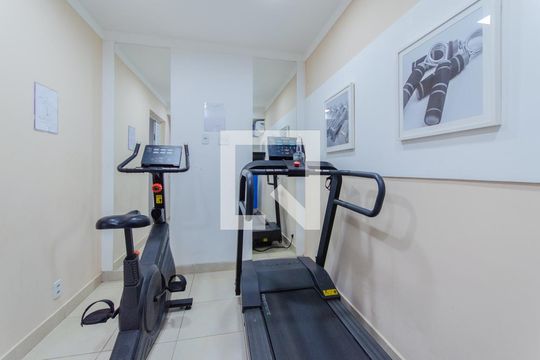 Área comum - Academia de apartamento para alugar com 2 quartos, 41m² em Cambuci, São Paulo