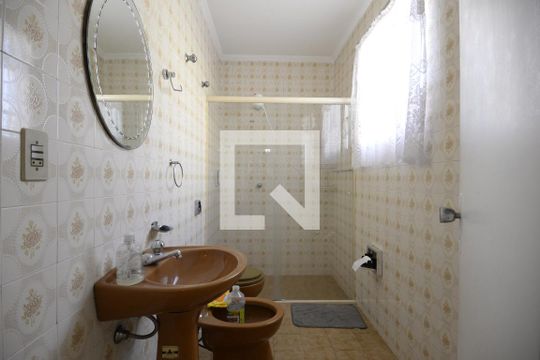Banheiro de casa à venda com 2 quartos, 80m² em Vila Dom Pedro I, São Paulo