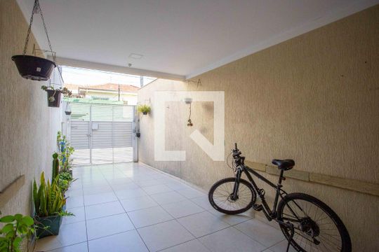 Garagem de casa à venda com 3 quartos, 100m² em Centro, Diadema