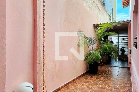 Área externa de casa à venda com 2 quartos, 119m² em Gopouva, Guarulhos