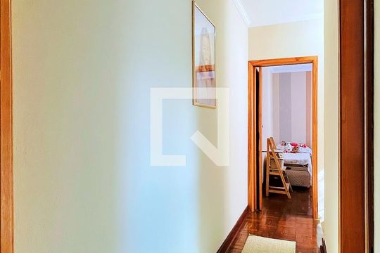 Corredor dos Dormitórios de casa à venda com 2 quartos, 119m² em Gopouva, Guarulhos