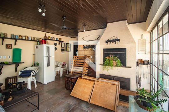 Área comum - Churrasqueira de casa à venda com 4 quartos, 248m² em Ipanema, Porto Alegre