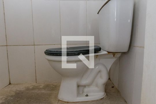 Banheiro da Suíte de apartamento para alugar com 1 quarto, 55m² em Prado, Belo Horizonte