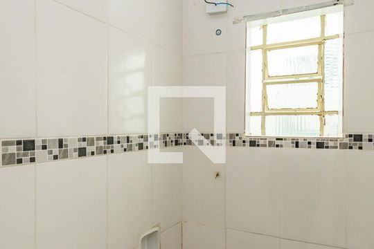 Banheiro da Suíte de apartamento para alugar com 1 quarto, 55m² em Prado, Belo Horizonte