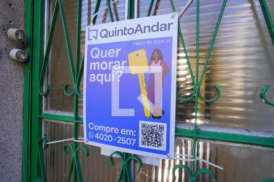 Plaquinha de apartamento à venda com 2 quartos, 105m² em Passo D’areia, Porto Alegre