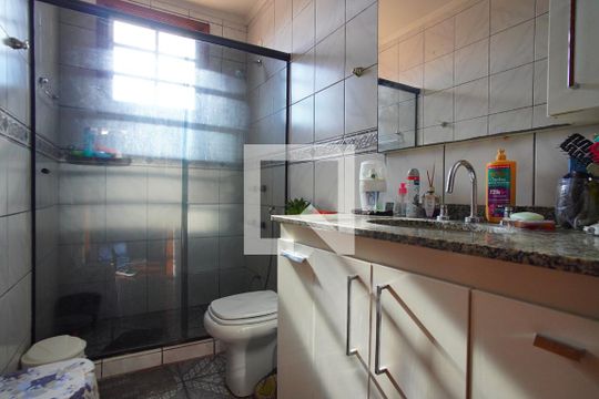 Banheiro Corredor de apartamento à venda com 2 quartos, 105m² em Passo D’areia, Porto Alegre