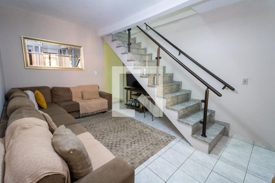 Casa à venda com 3 quartos, 200m² em Jardim Angela (zona Leste), São Paulo