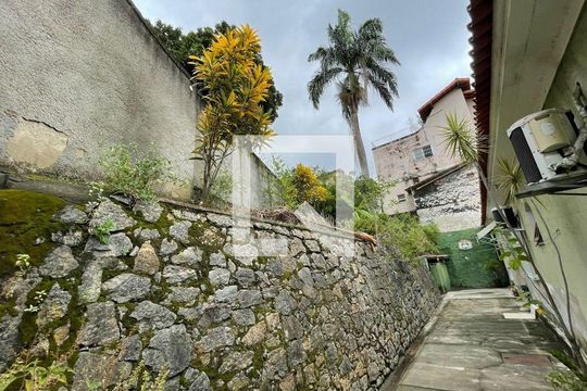 Casa à venda com 3 quartos, 130m² em Icaraí, Niterói