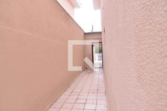 Quintal de casa para alugar com 3 quartos, 129m² em Jardim Stella, Santo André