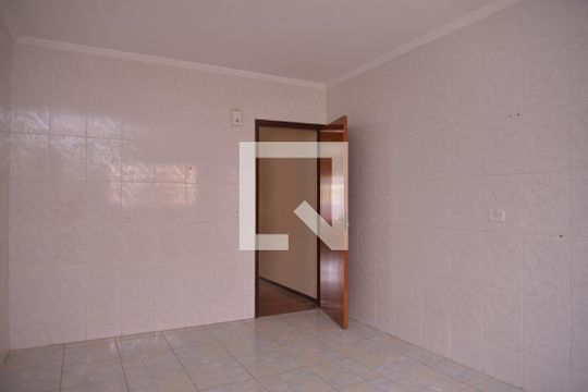 Cozinha de casa para alugar com 3 quartos, 129m² em Jardim Stella, Santo André