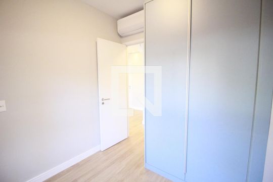 Quarto 1 de apartamento à venda com 2 quartos, 56m² em Indianópolis, São Paulo