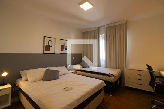 Suíte de apartamento para alugar com 2 quartos, 90m² em Jardim Paulista, São Paulo