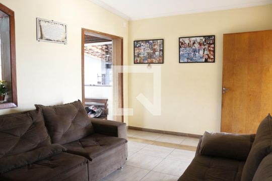 Casa à venda com 4 quartos, 244m² em Dom Silverio, Belo Horizonte