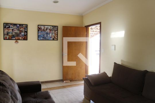Sala de casa à venda com 4 quartos, 244m² em Dom Silverio, Belo Horizonte