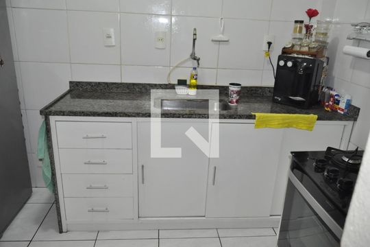 Cozinha de apartamento à venda com 2 quartos, 74m² em Todos Os Santos, Rio de Janeiro