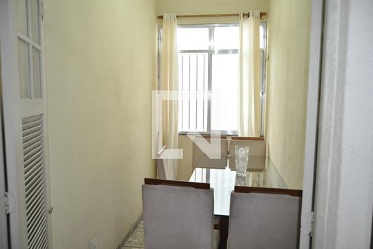 Sala de apartamento à venda com 2 quartos, 74m² em Todos Os Santos, Rio de Janeiro