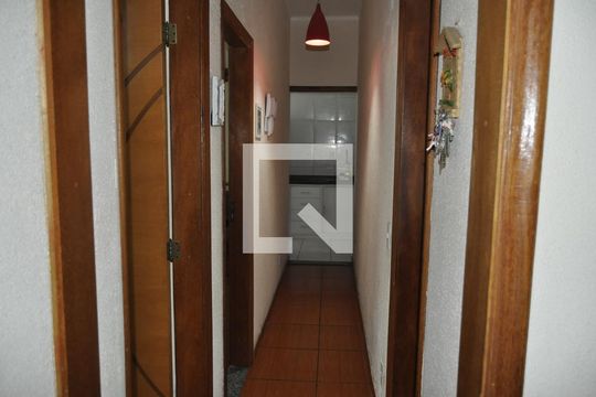 Corredor de apartamento à venda com 2 quartos, 74m² em Todos Os Santos, Rio de Janeiro