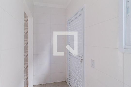 Área de serviço de casa à venda com 3 quartos, 135m² em Novo Osasco, Osasco