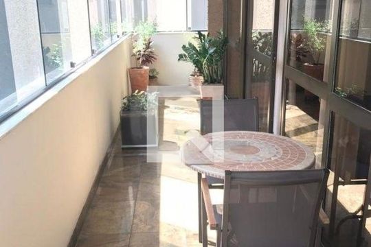 Apartamento à venda com 3 quartos, 250m² em Santa Cecilia, São Paulo