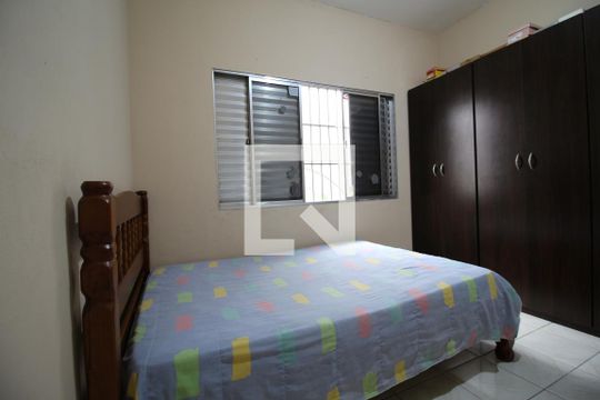 Quarto de casa à venda com 2 quartos, 180m² em Jardim Tietê, São Paulo