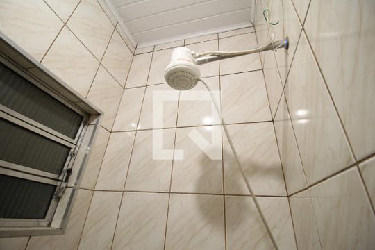 Banheiro de casa à venda com 2 quartos, 180m² em Jardim Tietê, São Paulo