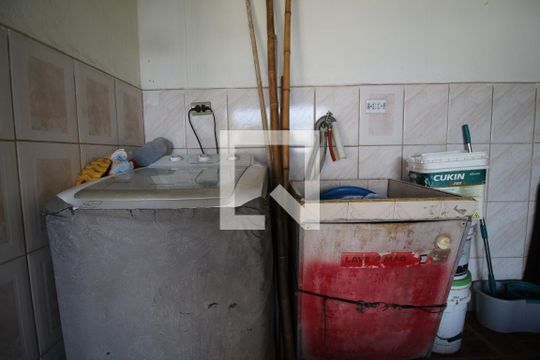 Área de Serviço de casa à venda com 2 quartos, 180m² em Jardim Tietê, São Paulo