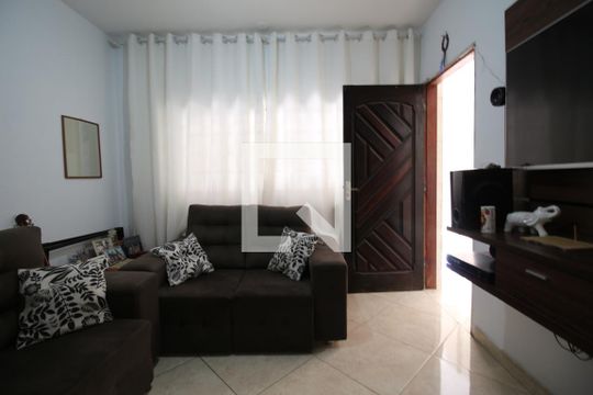 Sala de casa à venda com 2 quartos, 180m² em Jardim Tietê, São Paulo