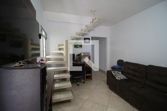 Sala de casa à venda com 2 quartos, 180m² em Jardim Tietê, São Paulo