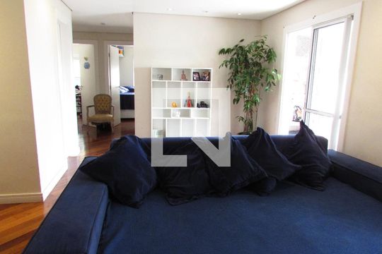 Sala de apartamento à venda com 3 quartos, 116m² em Vila Suzana, São Paulo