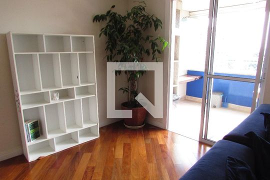 Sala de apartamento à venda com 3 quartos, 116m² em Vila Suzana, São Paulo