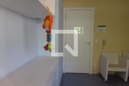 Berçario de apartamento à venda com 3 quartos, 116m² em Vila Suzana, São Paulo