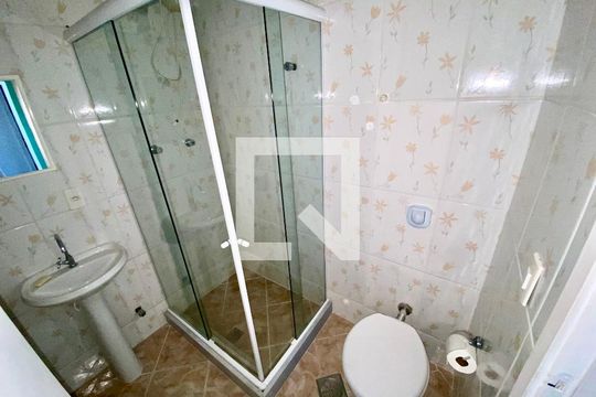 Banheiro de apartamento para alugar com 1 quarto, 52m² em Engenho Novo, Rio de Janeiro