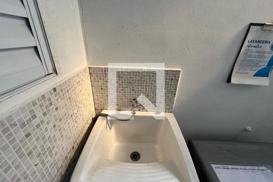 Área comum - Área de Serviço de kitnet/studio para alugar com 1 quarto, 20m² em Jardim Oriental, São Paulo