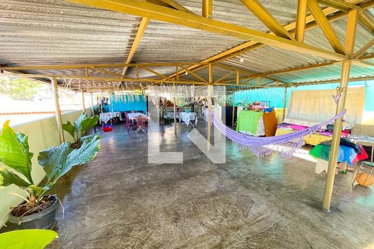 Terraço de casa à venda com 3 quartos, 126m² em Industrial, Contagem
