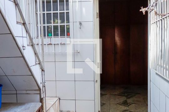 Área comum de casa à venda com 2 quartos, 117m² em Centro, Osasco