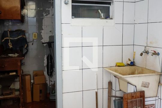 Lavanderia de casa à venda com 2 quartos, 117m² em Centro, Osasco