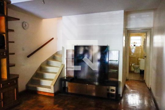 Sala de casa à venda com 2 quartos, 117m² em Centro, Osasco