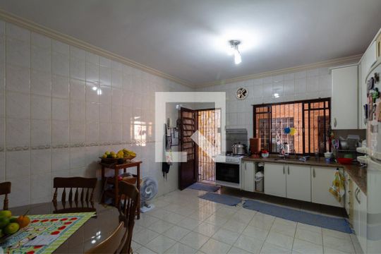 Cozinha de casa à venda com 2 quartos, 150m² em Cidade Antônio Estêvão de Carvalho, São Paulo