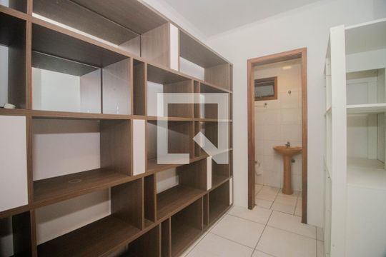 Dependência de apartamento à venda com 3 quartos, 137m² em Jardim Lindóia, Porto Alegre