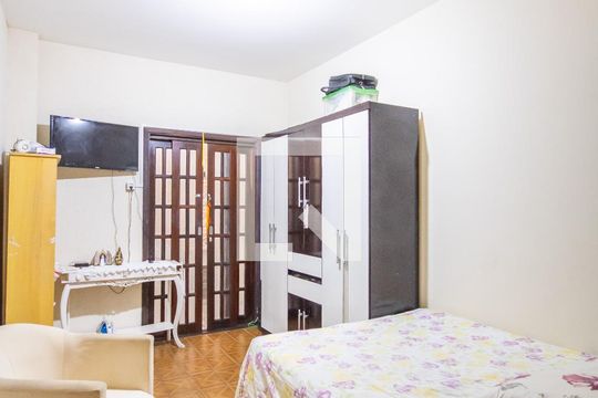 Quarto 1 de casa à venda com 3 quartos, 240m² em Jardim das Flores, Osasco
