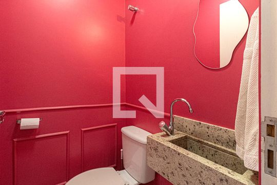 lavabo de casa à venda com 3 quartos, 237m² em Bosque da Saúde, São Paulo