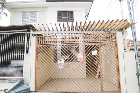 Fachada de casa à venda com 3 quartos, 110m² em Parada Inglesa, São Paulo