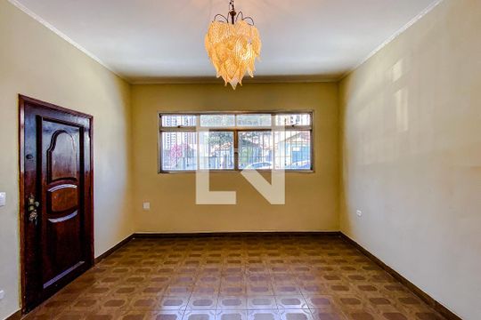 Sala de casa à venda com 2 quartos, 108m² em Vila Regente Feijó, São Paulo