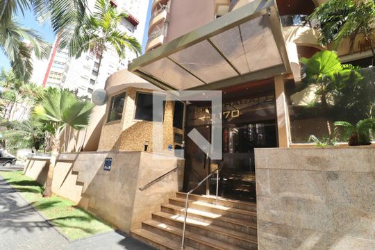 Fachada do Prédio de apartamento para alugar com 4 quartos, 242m² em Setor Bueno, Goiânia