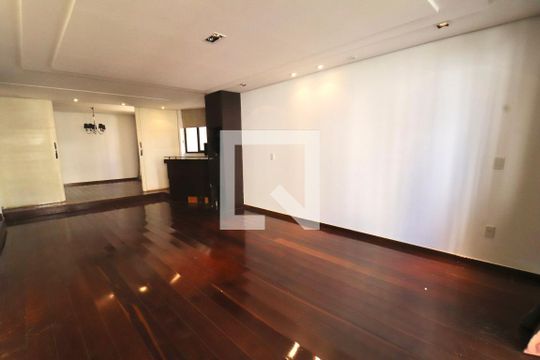 Sala de apartamento para alugar com 4 quartos, 242m² em Setor Bueno, Goiânia