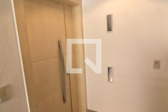 Porta de entrada de apartamento para alugar com 4 quartos, 242m² em Setor Bueno, Goiânia