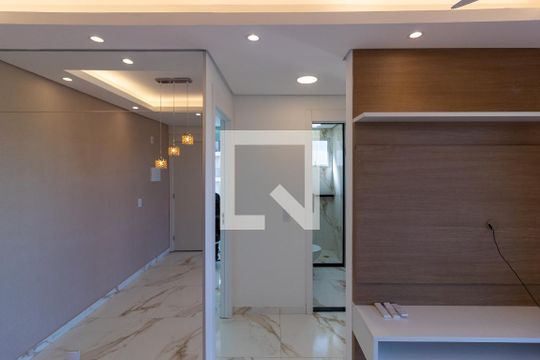 Sala  de apartamento à venda com 2 quartos, 42m² em Usina Piratininga, São Paulo